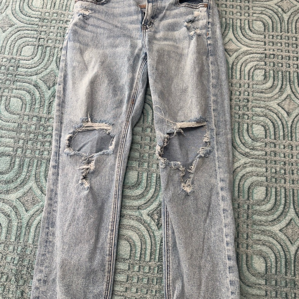 American Eagle Outfitters Light Blue Distressed Straight Leg Jeans